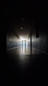 W szpitalu trwają planowane przerwy w  dostawie energii elektrycznej