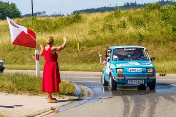Wielka wyprawa w szlachetnym celu. Ponad 70 "Maluchów" przekroczyło granicę