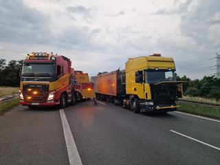 Paraliż na autostradzie, całkowicie zablokowana A4