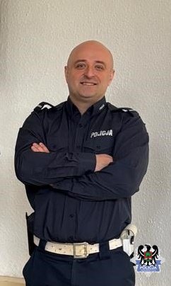 Policjant z wałbrzyskiej drogówki w czasie wolnym odnalazł zaginioną 67-latkę