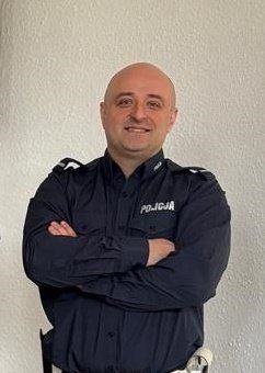 Policjant z wałbrzyskiej drogówki w czasie wolnym odnalazł zaginioną 67-latkę
