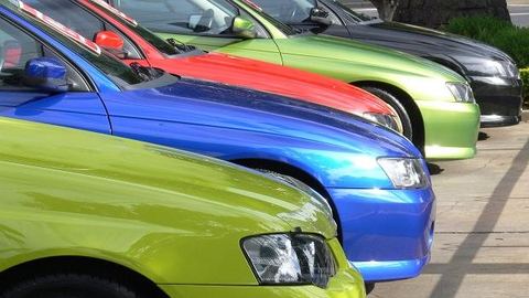 Polacy biją rekord stulecia. Tyle aut w miesiącu jeszcze nie zarejestrowaliśmy