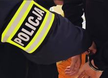 Wtargnęli na plebanię i zaatakowali księdza