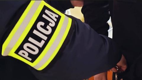 Wtargnęli na plebanię i zaatakowali księdza