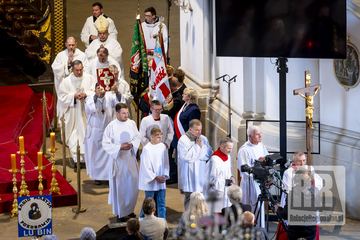 Słuchacze Radia Maryja pielgrzymowali do Krzeszowa