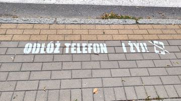 Odłóż telefon i... żyj!