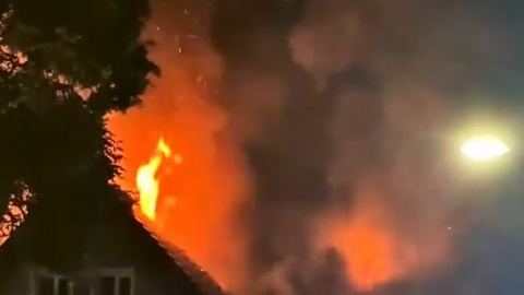 Pożar budynku w sobotnią noc. Jedna osoba nie żyje!