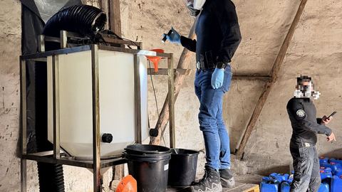 Produkowali narkotyki warte miliony. Policja odkryła profesjonalne laboratorium
