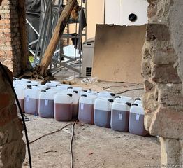 Produkowali narkotyki warte miliony. Policja odkryła profesjonalne laboratorium