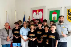 Młodzi koszykarze w UM