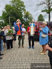 Bus-kaplica dotarł do Jeleniej Góry. Modlili się za Polskę