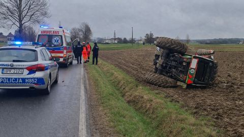 Tragiczny wypadek. Zginął mężczyzna przygnieciony przez ciągnik rolniczy!