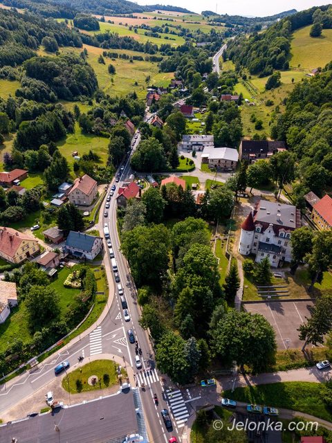 Protest w obronie Bobru. Kierowcy stali w kilometrowych korkach, nie wiedząc dlaczego