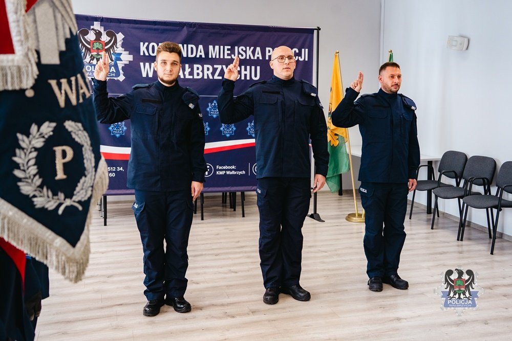 Nowi funkcjonariusze w wałbrzyskiej komendzie