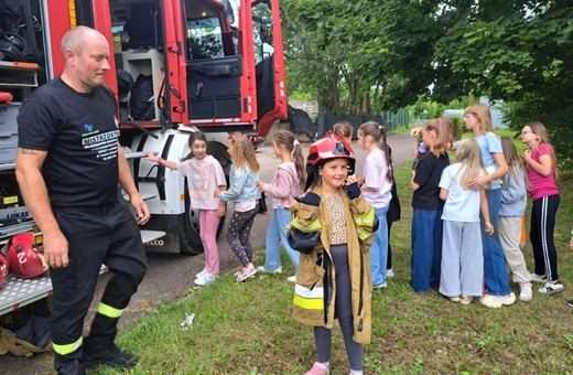Urozmaicone zajęcia wakacyjne w OSK
