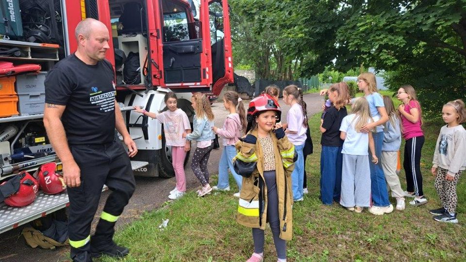 Urozmaicone zajęcia wakacyjne w OSK