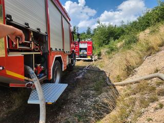 Strażacy walczyli z pożarem na górze Kierz