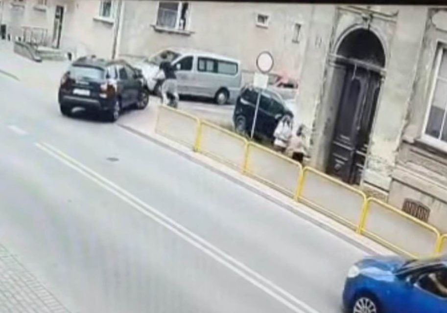 Kolizja auta z hulajnogą elektryczną w Kamiennej Górze – mandat i apel o rozsądek