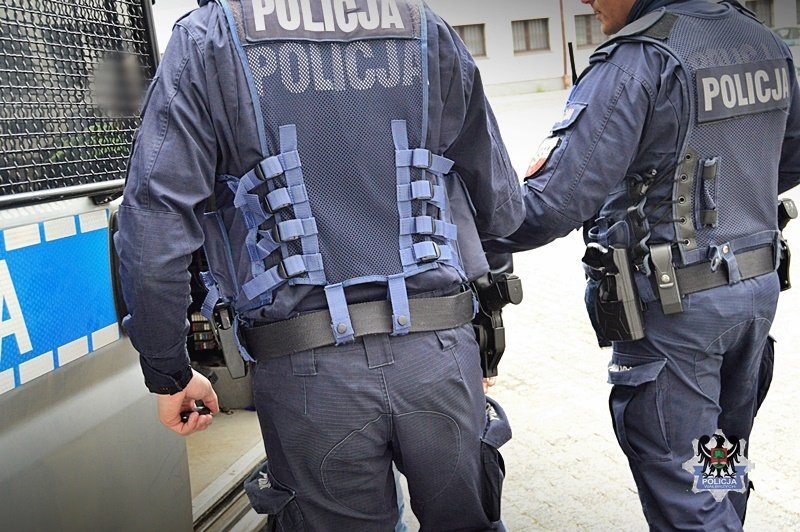 Zgłosił awanturę sąsiedzką... Zapomniał tylko, że sam był poszukiwany