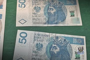 Producent "lewych" banknotów z domowej drukarki