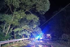 Nocna walka strażaków w Gorcach