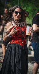 Mroczny strój a wiara. W co wierzą uczestnicy Castle Party?