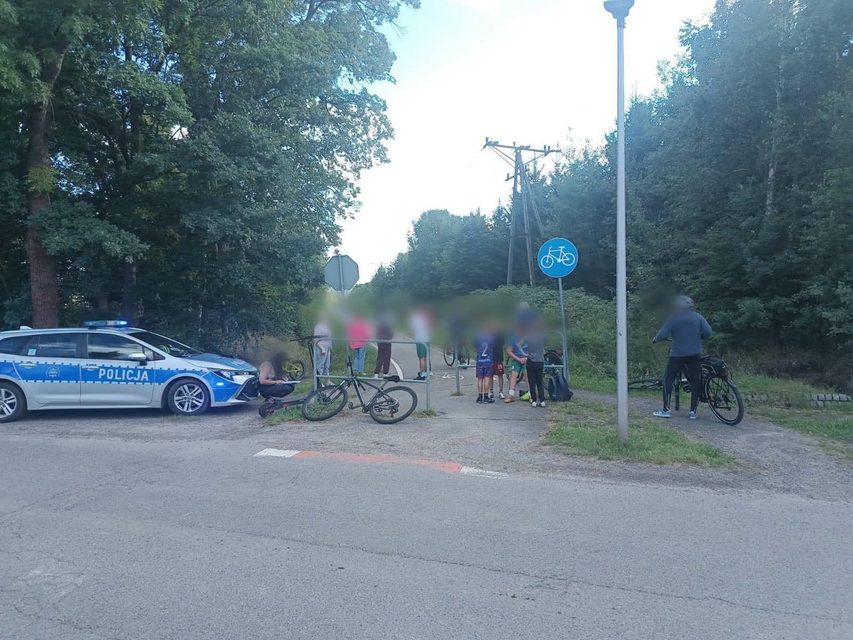 Wypadek z udziałem rowerzysty i 12-latka na hulajnodze elektrycznej