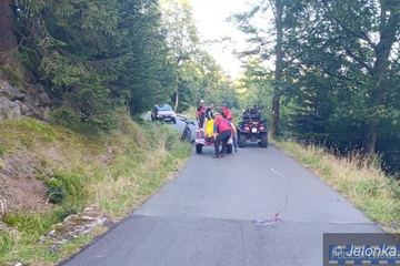 Znamy przyczyny tragedii. Rowerzysta, który zginął był bez kasku!