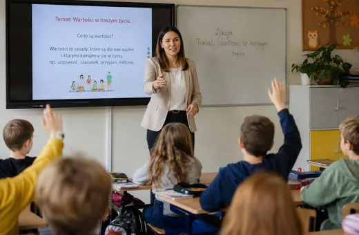 Dzieci wracają do szkół. Nowy rok pod kątem dużych zmian, sprawdź jakich?