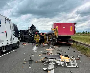 Mocny "dzwon" na ekspresówce. Droga całkowicie zablokowana!
