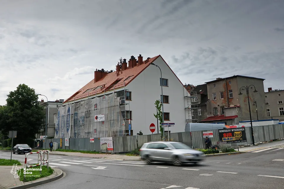 Budynek już w stanie surowym
