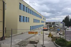 Budynek H już bez rusztowań. Oddanie obiektu jeszcze w tym roku