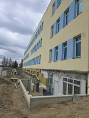 Budynek H już bez rusztowań. Oddanie obiektu jeszcze w tym roku