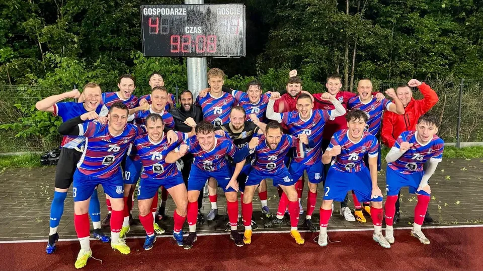 Pucharowe derby dla Włókniarza