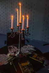 Przenieśli się w czasy "Dziadów"
