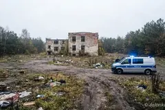 Śmierć 47-latka w pustostanie na Dolny Śląsku. Prokurator zlecił sekcję zwłok