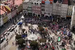 Fantastyczna zabawa podczas Wielkiej Parady Mieszkańców