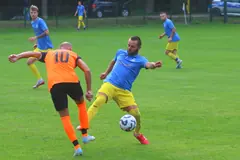 Ostre strzelanie w meczu Szczytu