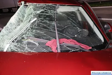 Przysnął za kierownicą i zderzył się z tirem...
