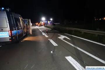 Przysnął za kierownicą i zderzył się z tirem...