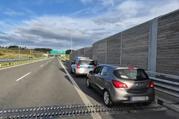 Jechała kilka kilometrów pod prąd drogą S3