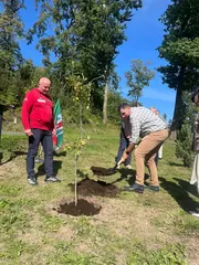 Sportowe emocje i chwila zadumy w Gminie Czarny Bór