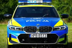 Policyjne BMW od środka - VIDEO
