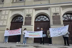 To nie koniec, protest będzie kontynuowany. Parafianie po spotkaniu z biskupem