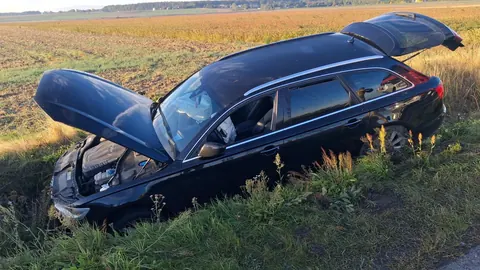 Groźne zderzenie trzech pojazdów na DK 5