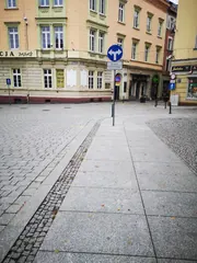 Drogowe pułapki na Placu Magistrackim w Wałbrzychu
