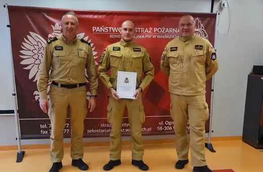 Pomógł poza służbą. Wzorowa postawa wałbrzyskiego strażaka