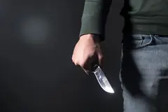 Mnożą się ataki nożowników. Od jutra patrole przed szkołami!