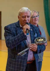 Bawią się seniorzy w Mieroszowie