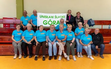 Bawią się seniorzy w Mieroszowie